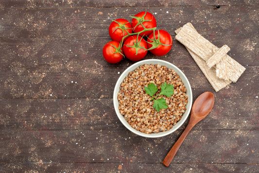 Add a delicious breakfast twist to your morning routine: Creative dishes with organic red quinoa.